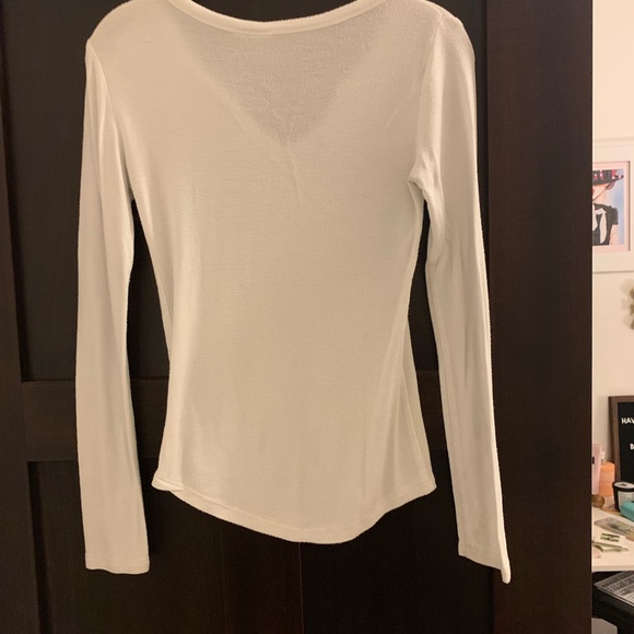 Gap ribbed V long sleeve - Picture 2 of 3